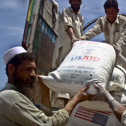 Musk kaže da je "vrijeme da umru". Što je USAID?