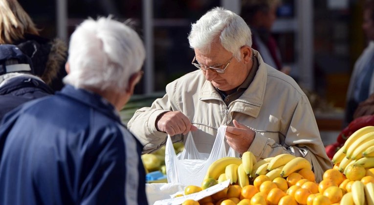 Piletić predstavio mirovinsku reformu, majkama za svako dijete 12 mjeseci staža