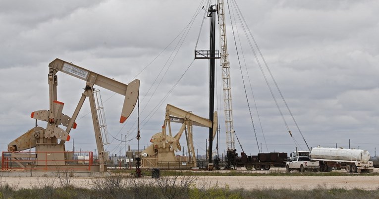 Zabrinutost za opskrbu podigla cijene nafte iznad 113 dolara