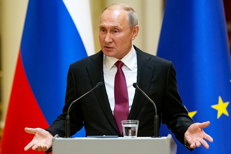 Putin tvrdi da SAD može rasporediti nove projektile u Europi