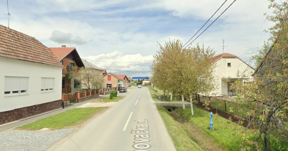 Čovjek od 73 godine vozio pijan kod Slatine. Sletio se ceste, prevrnuo se na krov