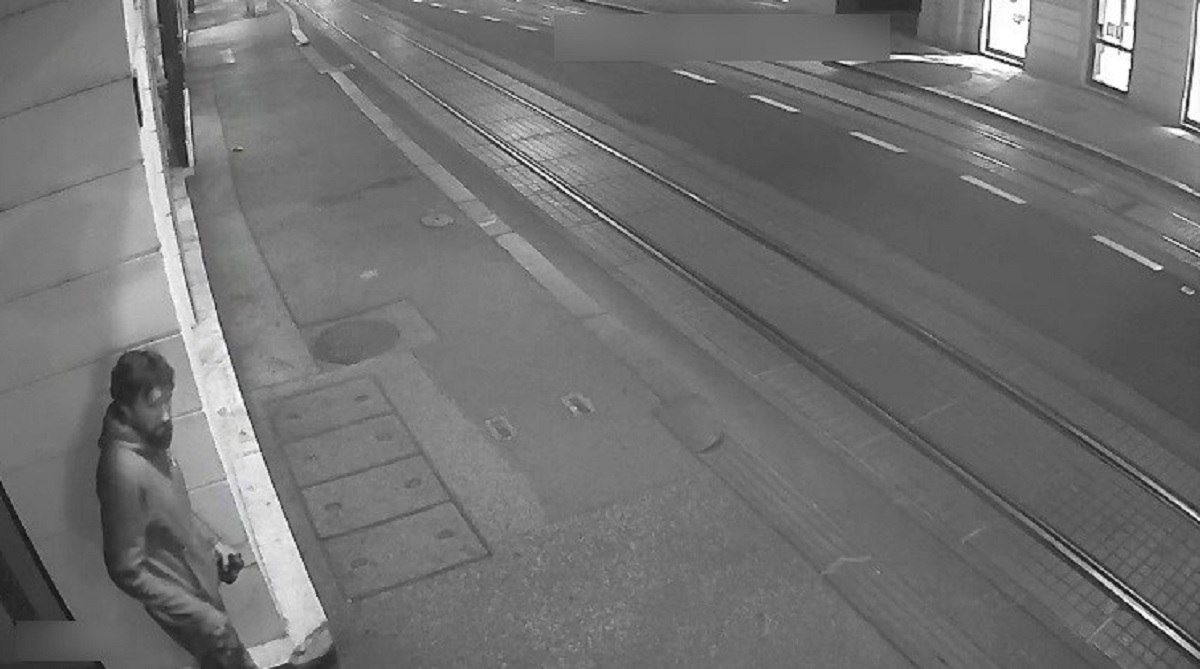 FOTO Policija traži ovog muškarca, prepoznajete li ga?