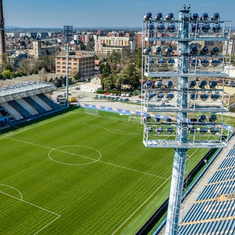 Varaždin kreće sa zamjenom travnjaka. Bit će postavljen do utakmice s Dinamom