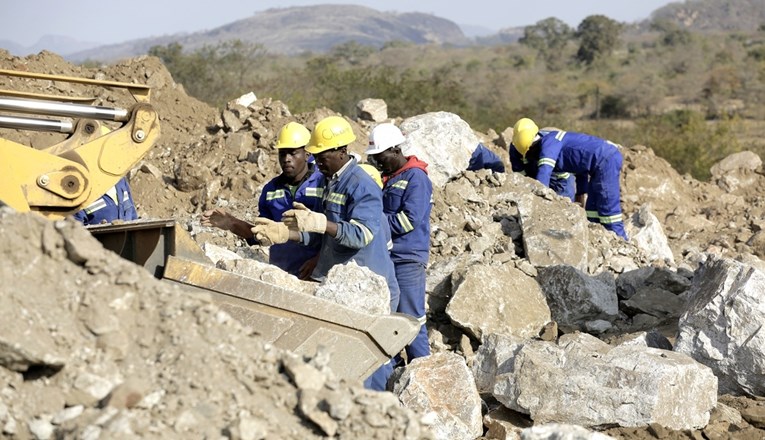 Apple optužen da koristi "krvave minerale" iz Afrike za proizvodnju uređaja