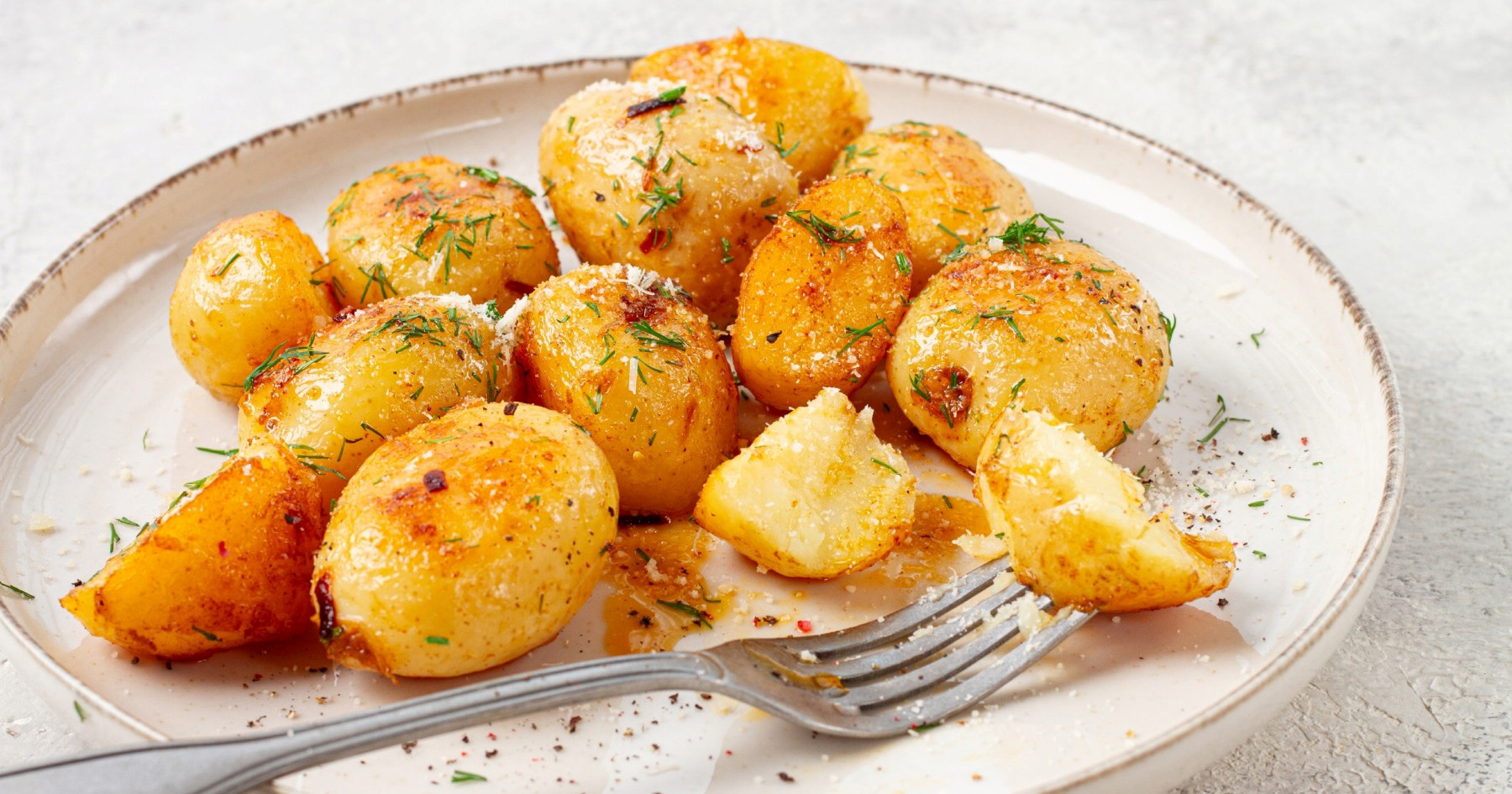 Tajna savršeno hrskavog pečenog krumpira: Dodajte mu sodu bikarbonu