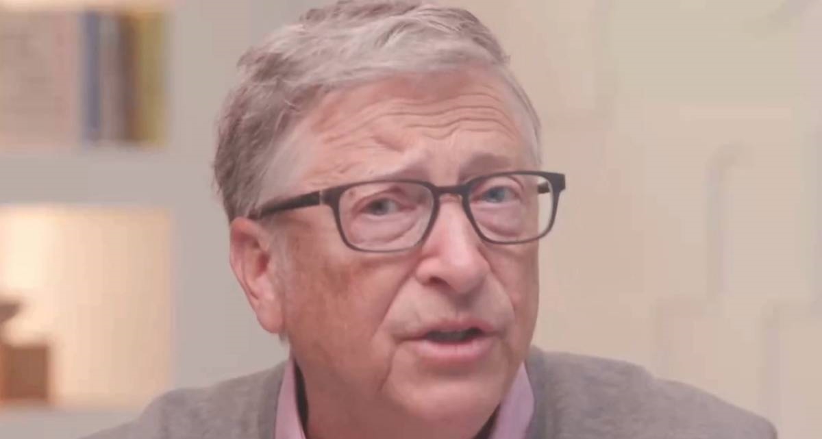 Bill Gates: Do kraja 2022. cijeli svijet će se vratiti u normalu