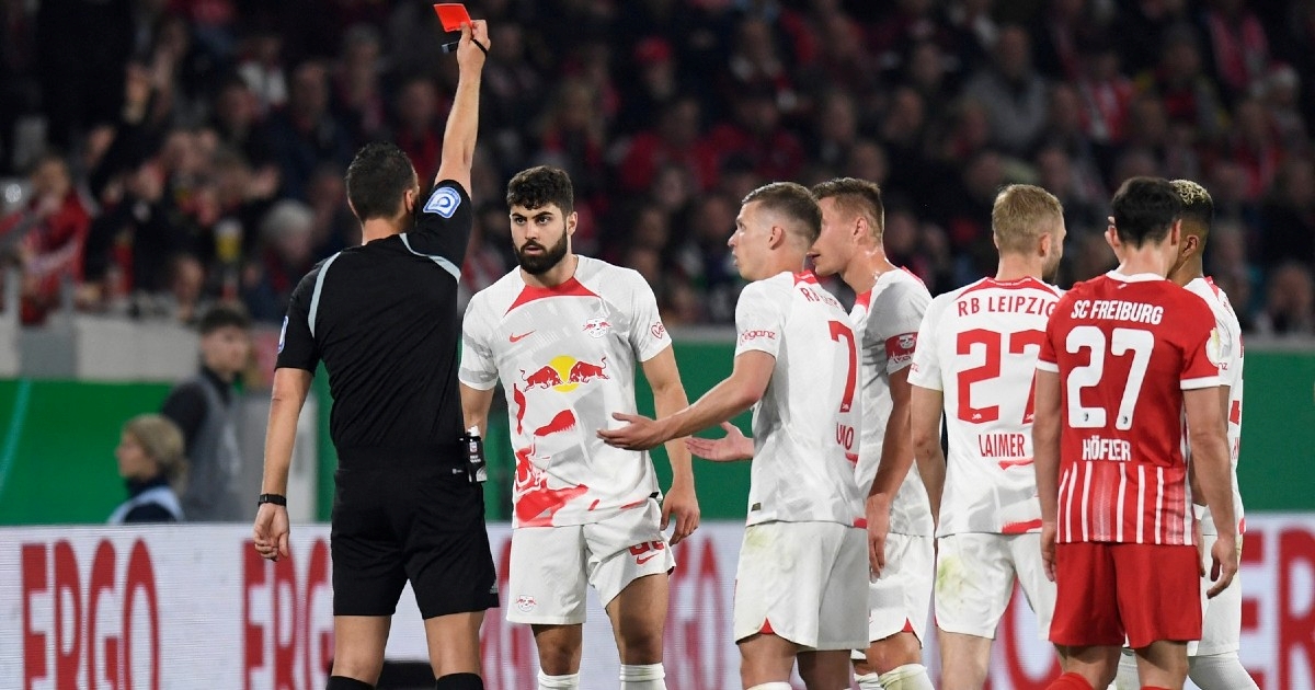 Gvardiol dobio crveni karton u 58. minuti polufinala njemačkog Kupa