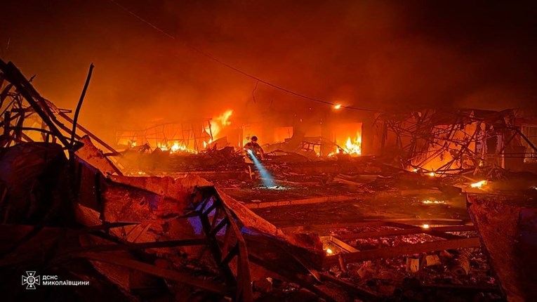 Rusija raketirala Mikolajiv, jedna osoba poginula