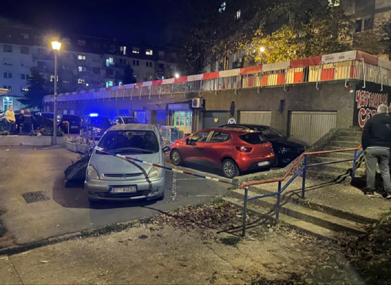 24-godišnjak upucan pred zgradom u Beogradu, bori se za život. Napadač u bijegu