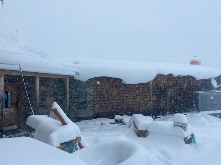 U Alpama u Austriji palo 80 cm svježeg snijega