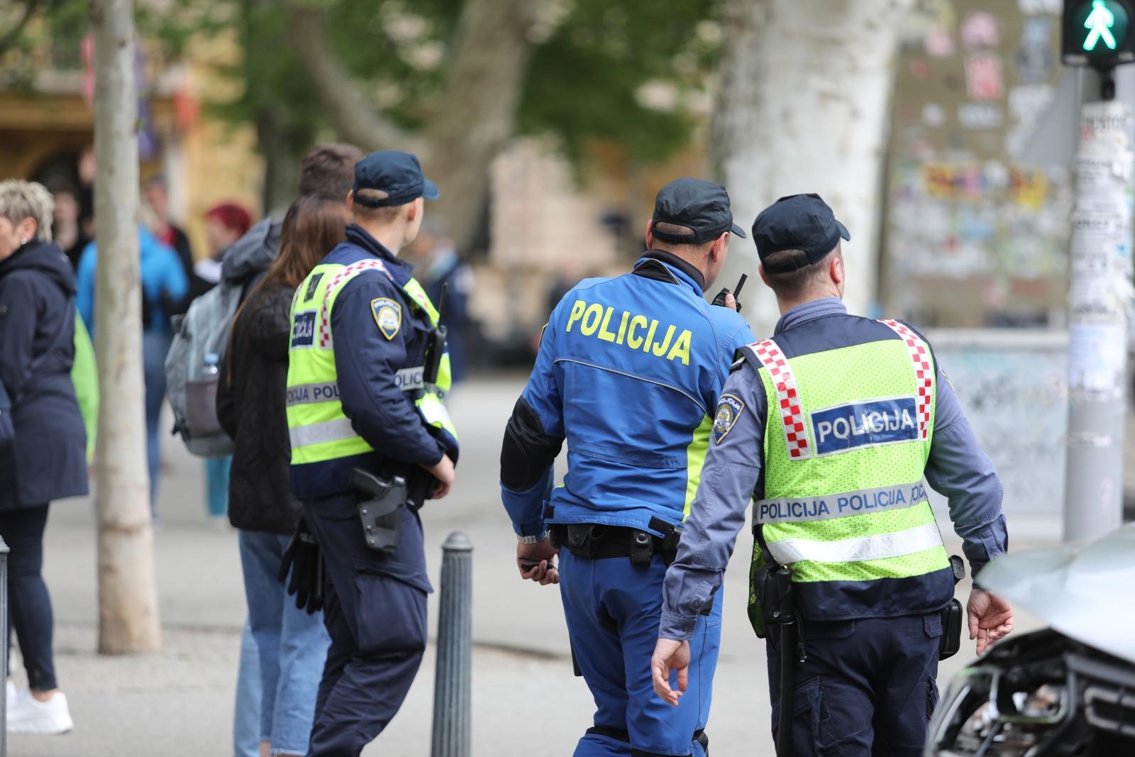 Auto u Zagrebu naletio na pješakinju. Policija traži svjedoke