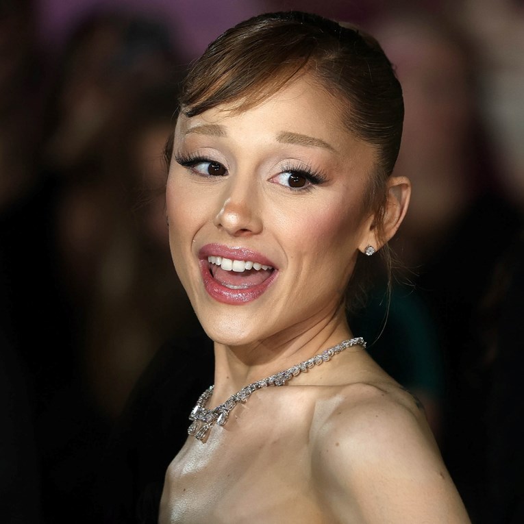 "Uznemirujuće": Izgled Ariane Grande na premijeri filma zabrinuo fanove