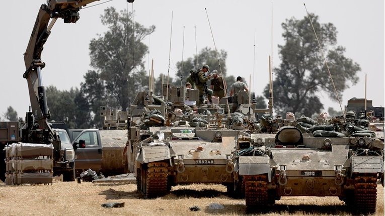 Izrael evakuira palestinske civile u Rafahu. Sve izglednija ofenziva 