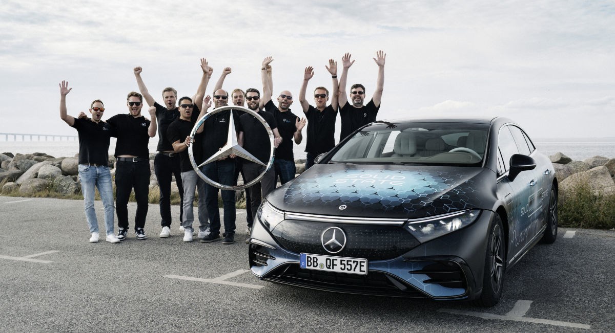 Mercedes-Benz ruši sve barijere mobilnosti. EQS odradio 1205 km bez punjenja