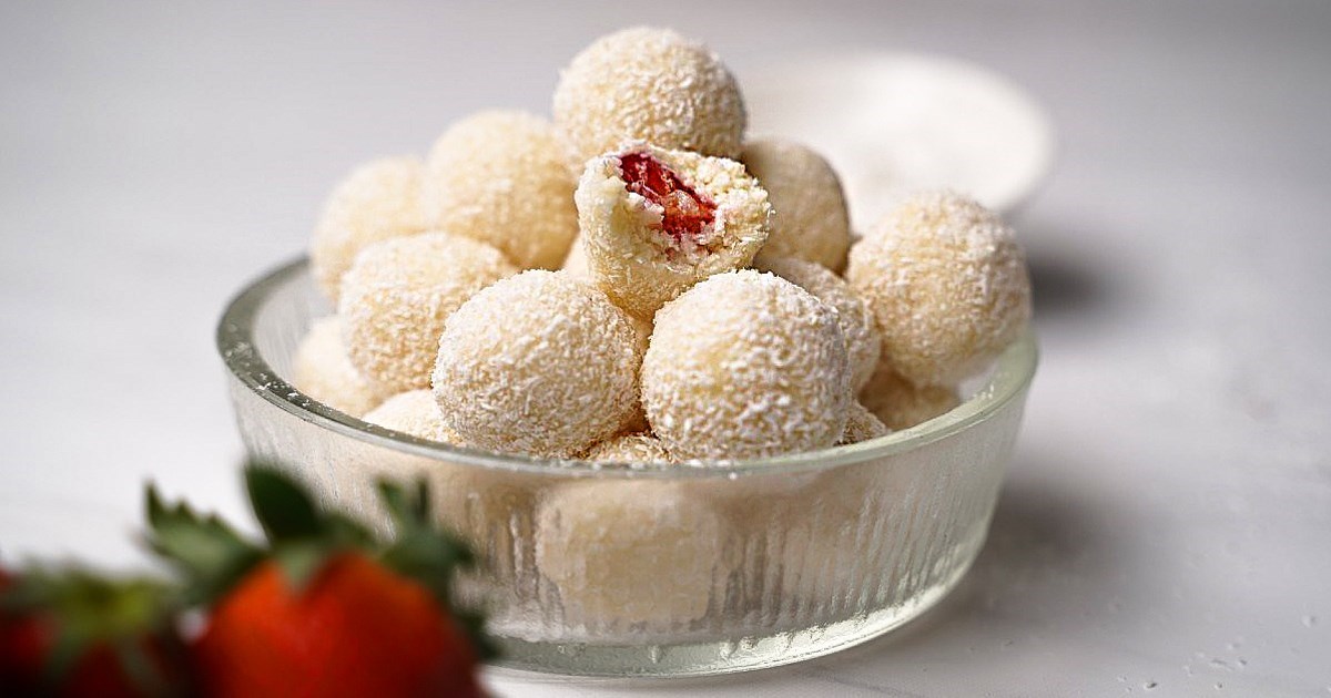 Mljac! Raffaello kuglice s jagodama desert su kojeg se nećete moći zasititi