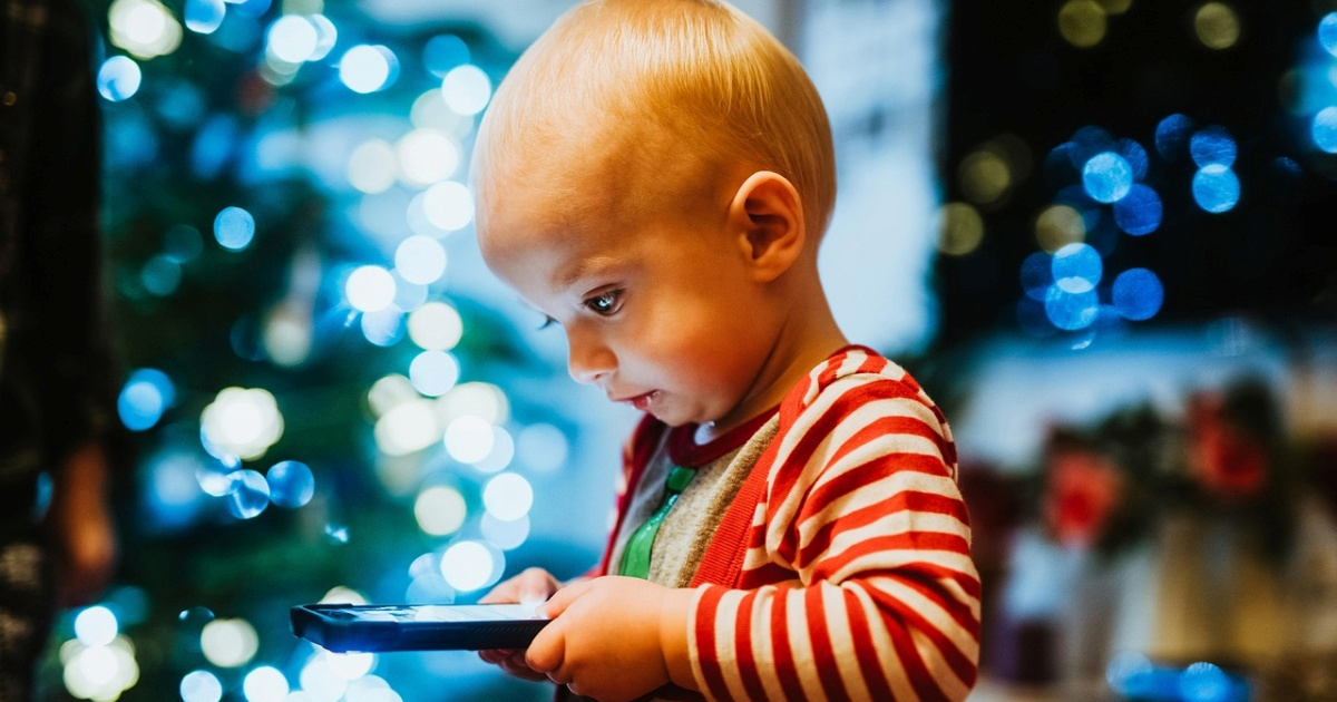 Superdadilja napokon otkrila treba li djeci zabraniti pametne telefone