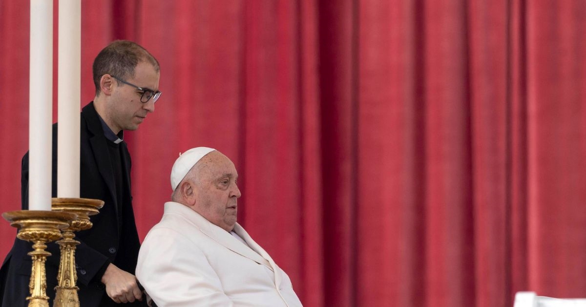 Papa se dobro odmorio tijekom noći, kaže Vatikan