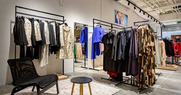 Rasprodaja u Varteksu: Odijela, hlače i košulje sada idu i do 80% jeftinije