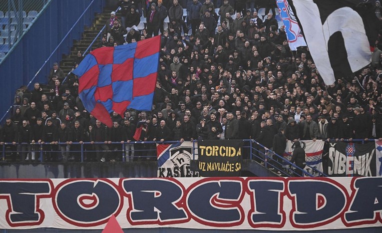 Hajdukovci na Fejsu: Netko iz kluba morao bi porazgovarati s Torcidom
