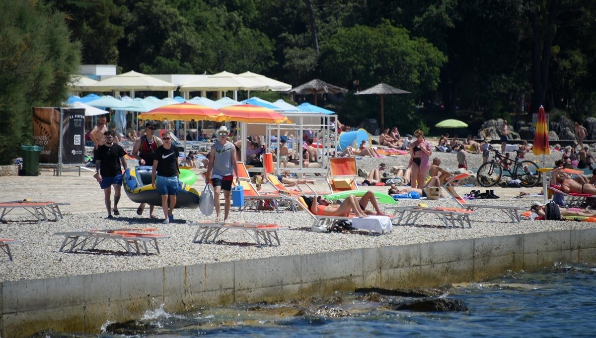 Učenici iz Slovenije na odmoru u Poreču. Učitelj se potukao s 12-godišnjakom