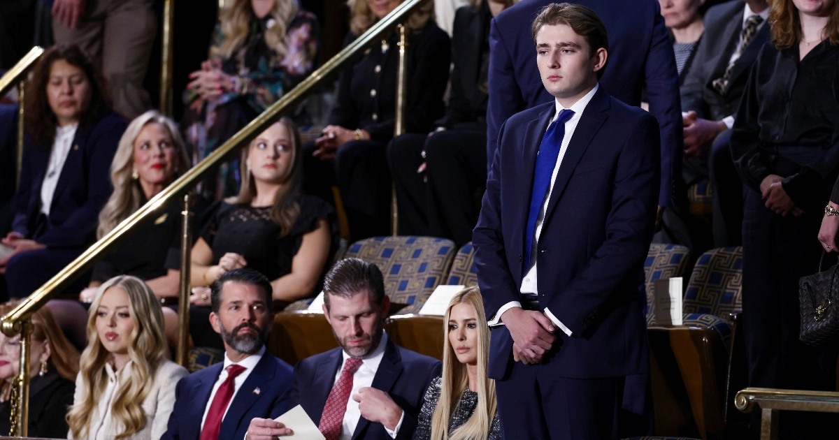 Barron Trump na 20. rođendan nije pozvao stariju braću i sestre