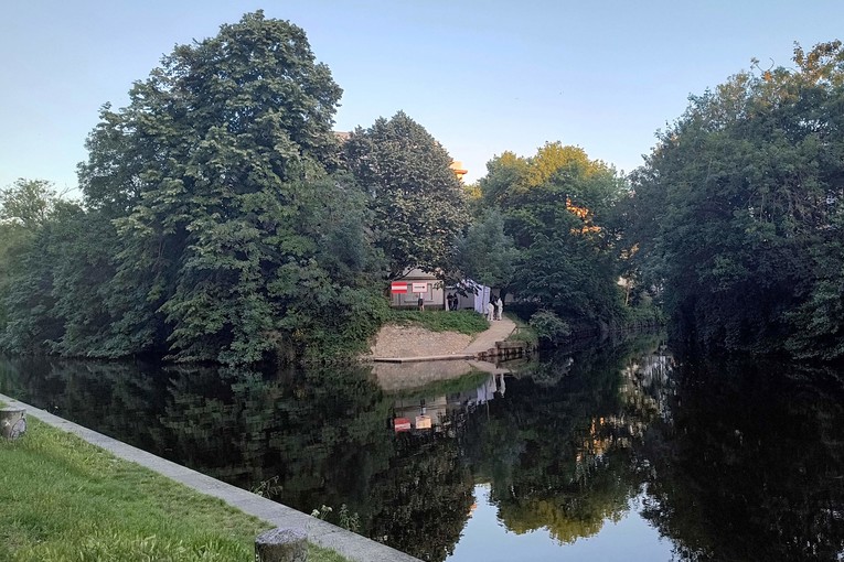 U francuskom gradu pronađeno tijelo dječaka (12) s mokrim ručnikom oko vrata