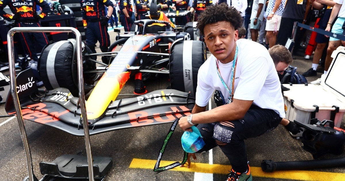 Ovaj čovjek je odabran kao prvi pick NBA drafta. Uzeo ga je Orlando Magic