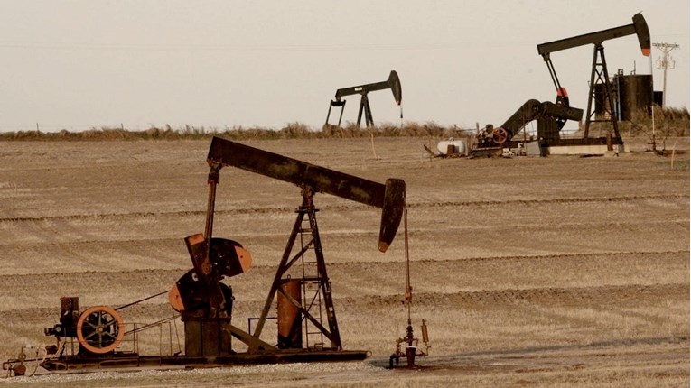Porasle cijene nafte