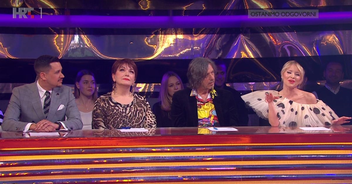 Danijela Martinović otvorila Zvijezde pjevaju u zanimljivoj modnoj kombinaciji