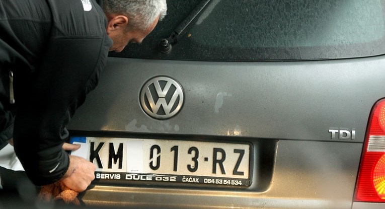 EU zbog sve većih tenzija sazvala hitan sastanak Srbije i Kosova