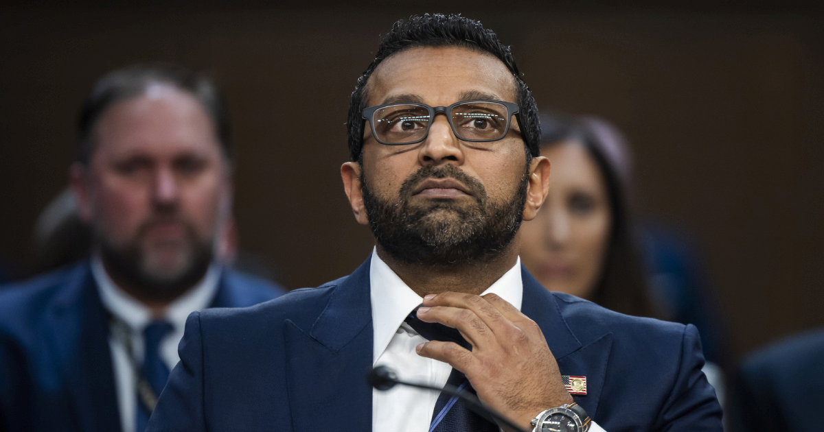 Šef FBI-ja par dana prije napada smijenio tim koji je pratio Iran