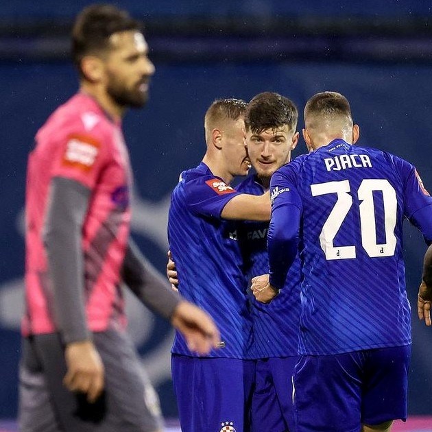 Dinamo dominantno pobijedio Lokomotivu i došao na -3 od Hajduka