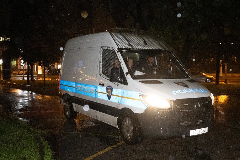 Serija pljački u Zagrebu: Mladići krali skupe parfeme iz trgovine