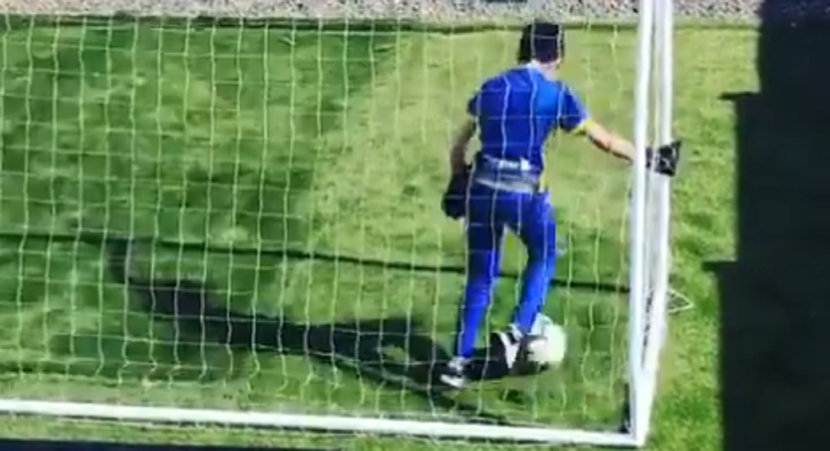 Video usamljenog dječaka na treningu postao je hit na društvenim mrežama