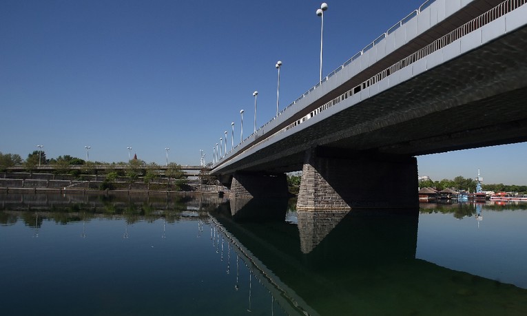 U Beogradu nasmrt pretukli muškarca pa tijelo bacili u Dunav