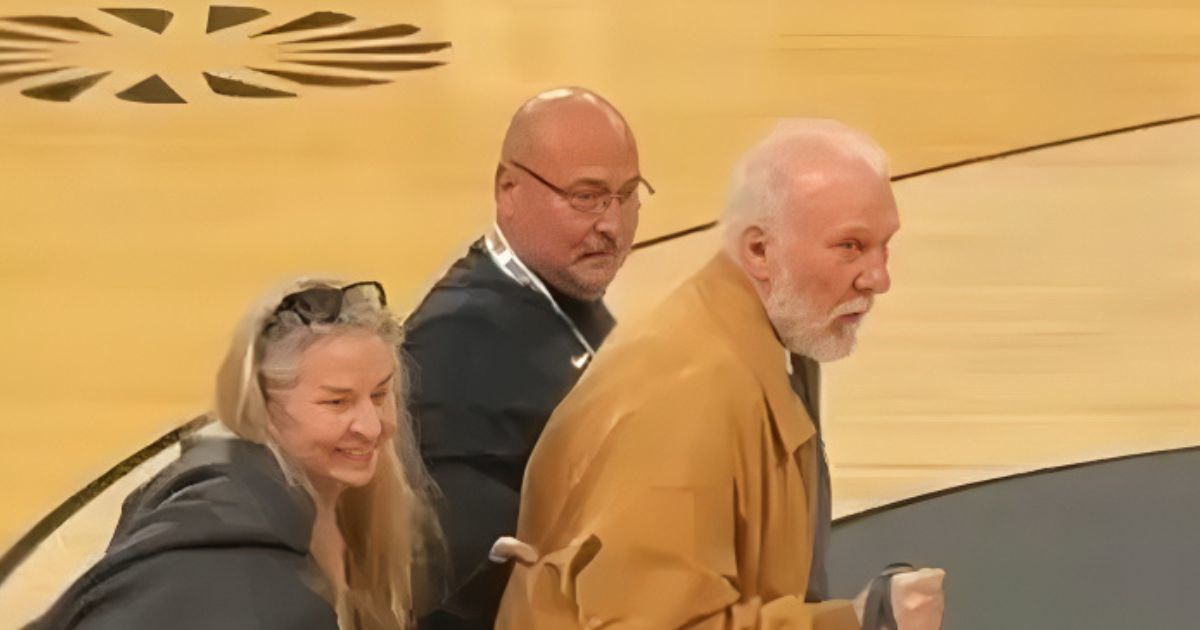 VIDEO Gregg Popovich došao na utakmicu, jedva hoda. Fanovi: Srce mi je slomljeno