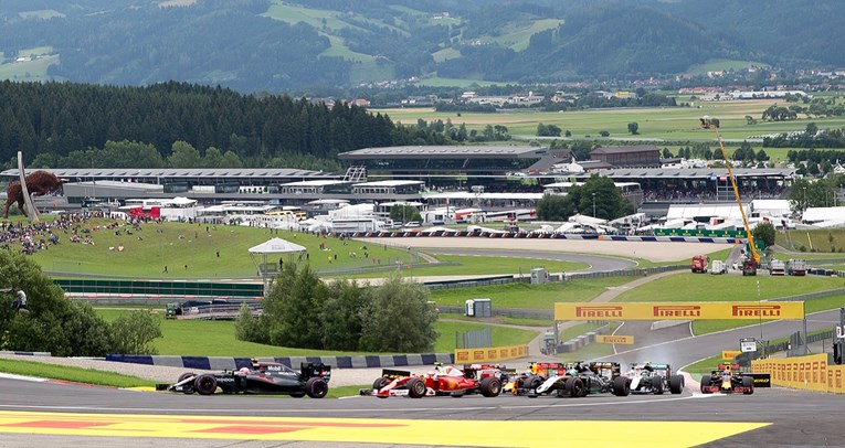 Prije prve utrke Formule 1 u Austriji napravljeno više od 600 testova na koronu