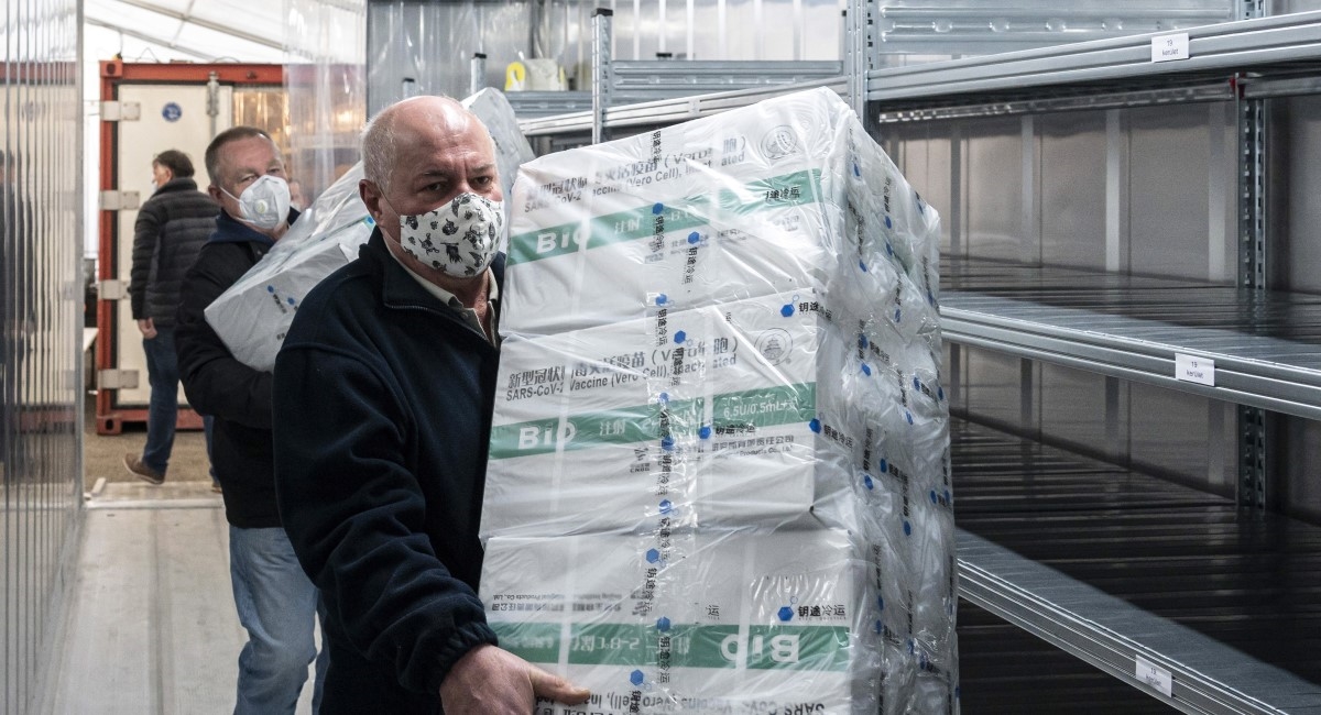 Mađarska objavila koliko su platili svaku dozu ruskog i kineskog cjepiva