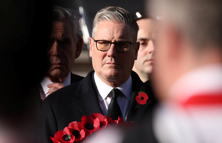 Pojavila se priča da se sprema smjena Keira Starmera. Ministar tvrdi da je to laž