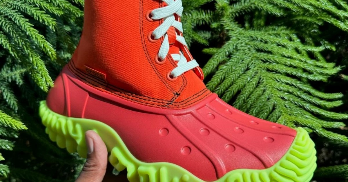 Dizajner pokazao nove Crocs čizme. Ljudi pišu: "Lude su"