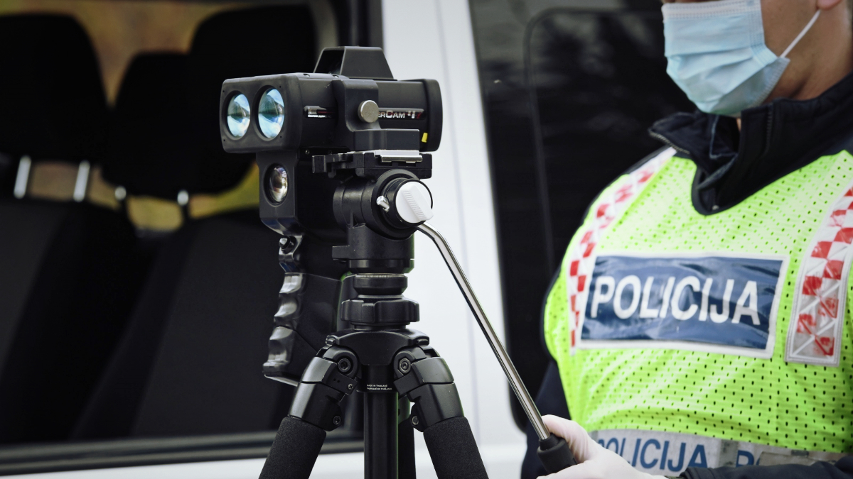 MUP upozorio na pojačan nadzor prometa uoči nadolazećeg vikenda