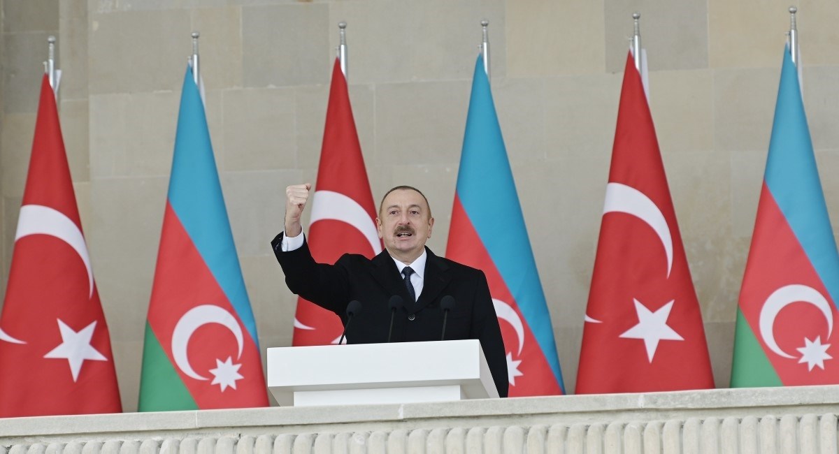 Azerbajdžanci na izborima, pobjednik se već zna