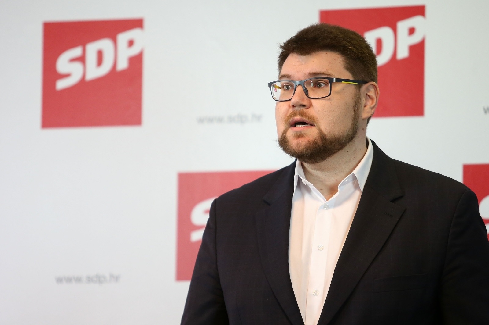 Grbin o rezanju u javnom sektoru: Nemojmo podleći neoliberalnim pritiscima