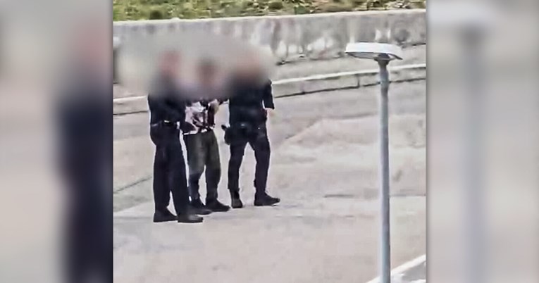 VIDEO Potjera u Rijeci, policija pucala iz pištolja. Očevidac: Skoro se zabio u nas