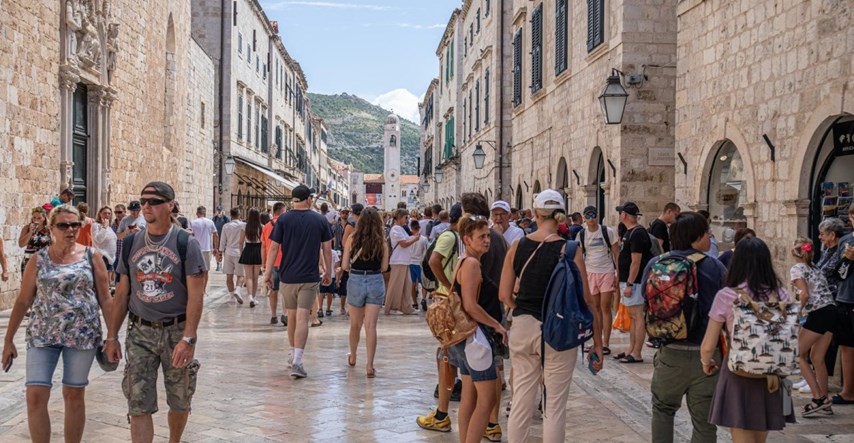 Ekonomist Novotny: Hrvatski turizam je mit