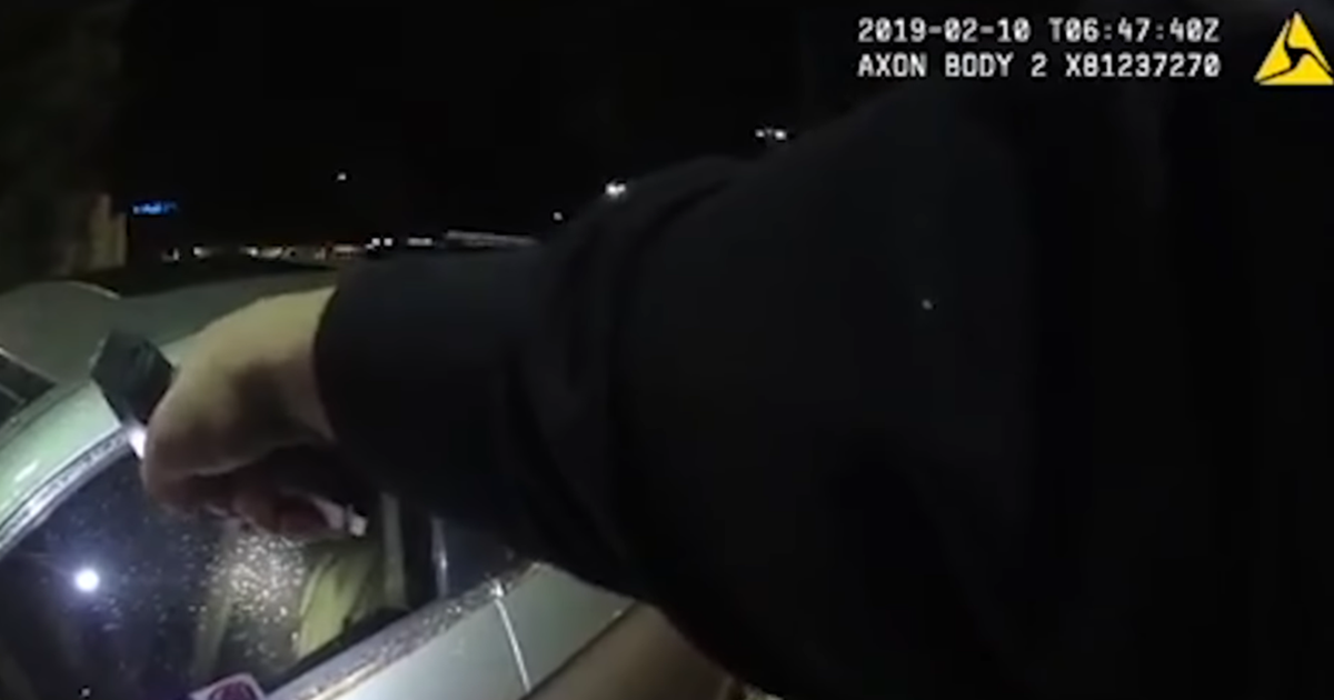 Policija u SAD-u izrešetala repera s 55 metaka dok je spavao. Obitelj dobila odštetu