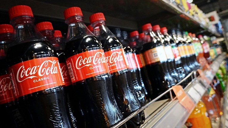 Coca-Cola povlači niz proizvoda iz prodaje u nekim europskim zemljama