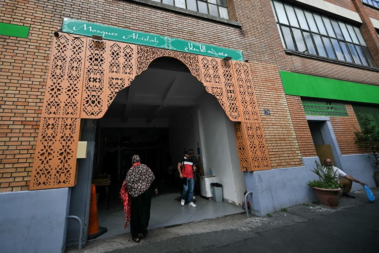 Rusi regrutirali Srbe za nerede i širenje mržnje prema Židovima i muslimanima u Europi