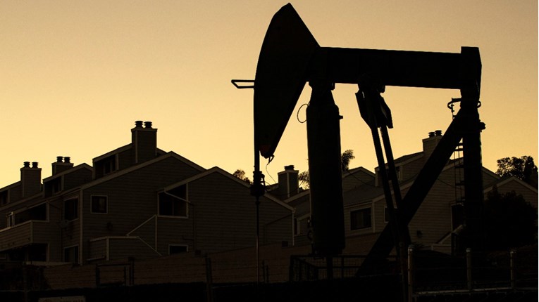 Cijene nafte na svjetskim tržištima prošloga tjedna porasle više od 4 posto
