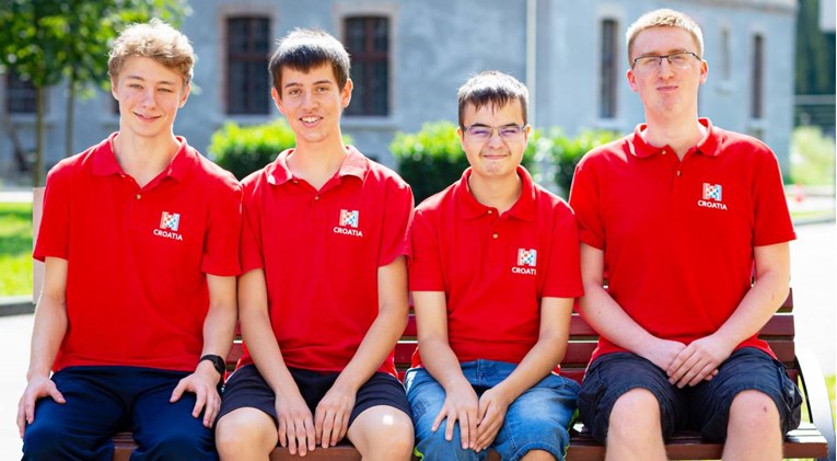 Mladi hrvatski informatičari osvojili četiri medalje na Međunarodnoj olimpijadi
